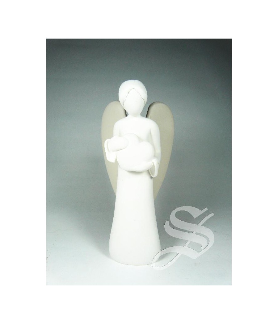 ANGEL EN RESINA CON ALAS 12 CM. CON CORAZON