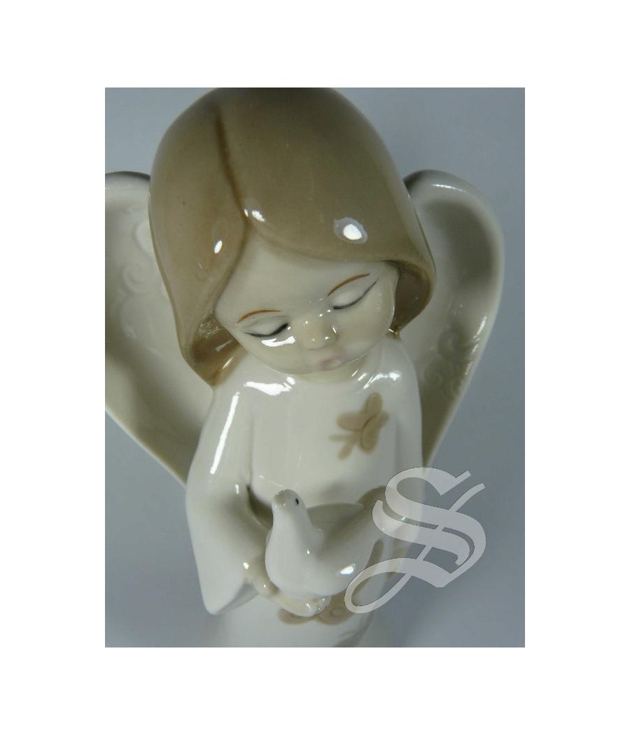 ANGEL PORCELANA 18,5 CM. EN CAJA REGALO