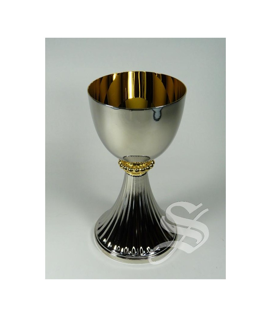 CALIZ NIQUELADO COPA INTERIOR DORADA Ø 8 X 15,5 CM. DE ALTO