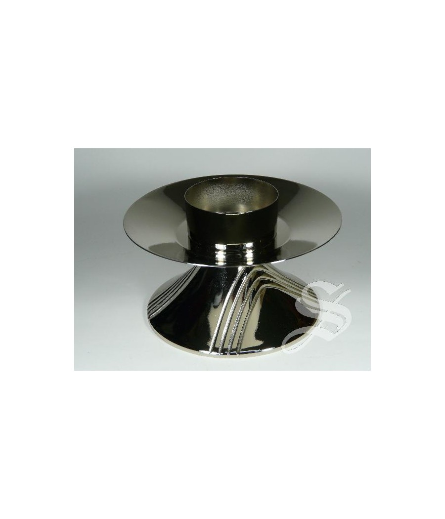 CANDELERO BASE CONO CON RAYAS NIQUEL 9 CM. ALTO X 15 Ø