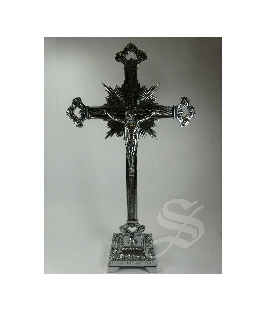 CRUZ METAL CROMADO 39 CM. CON BASE