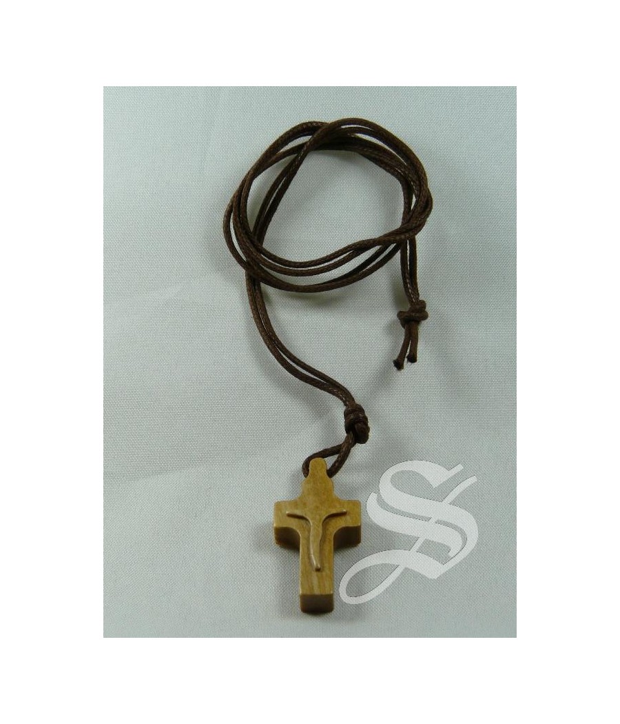 CRUZ OLIVO CON CRISTO RELIEVE 3 X 2 CON CORDON