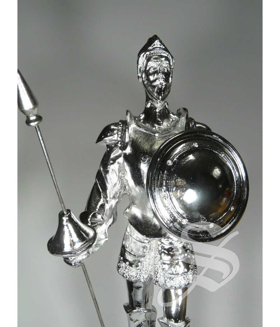 FIGURA DON QUIJOTE ARMADURA Y LANZA 40 CM. BAÑO PLATA