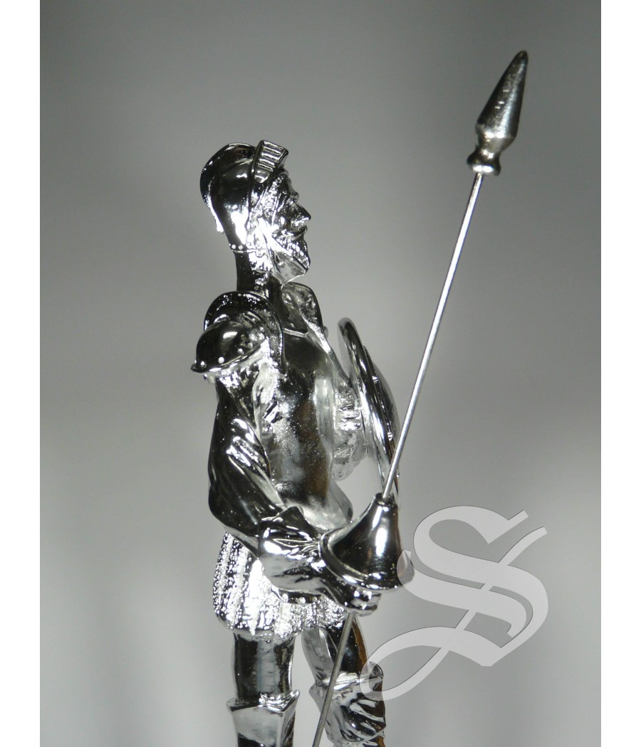 FIGURA DON QUIJOTE ARMADURA Y LANZA 40 CM. BAÑO PLATA