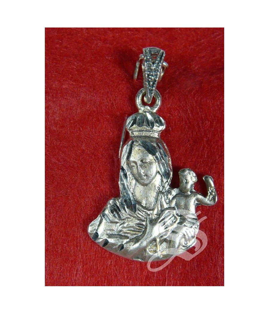 MEDALLA PLATA VIRGEN DEL CARMEN SILUETA 27 X 21 MM