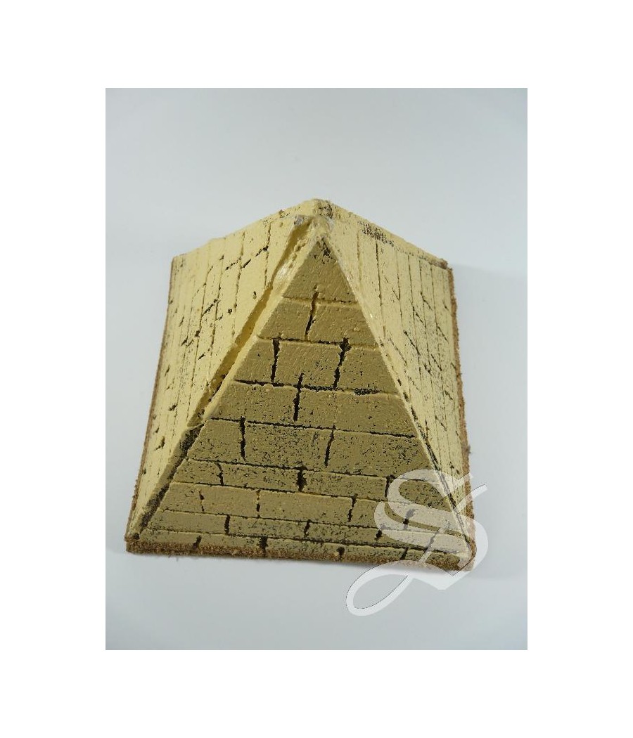 PIRAMIDE MEDIANA 21*21*21 CM