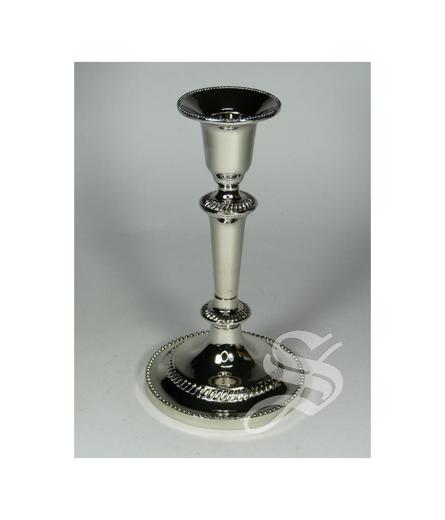 SET 2 CANDELABROS LISOS PLATEADOS 13 CM.