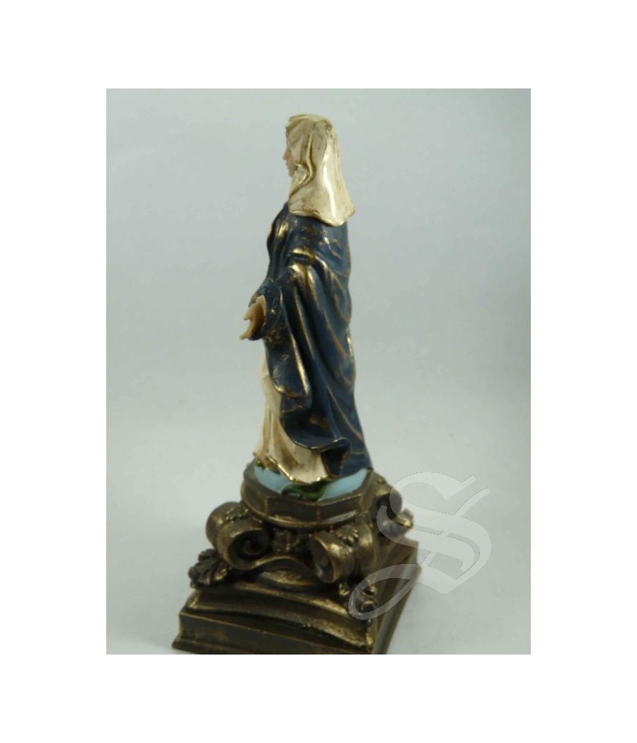 VIRGEN MILAGROSA 14 CM. CON PEANA. MEDIDA TOTAL 20 CM. DE ALTO. BASE PEANA 8*8