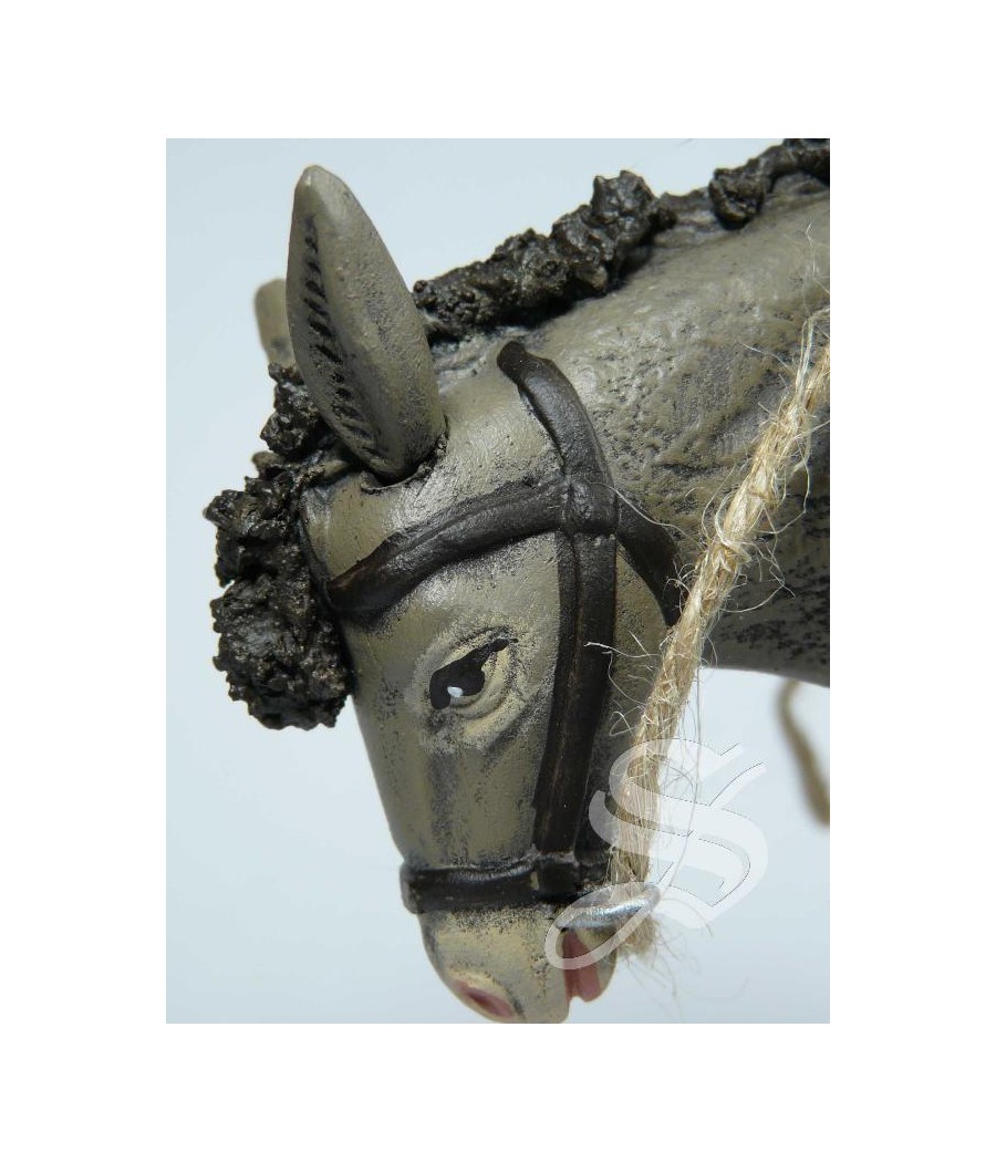 MULA EN PIE 17 CM. BARRO