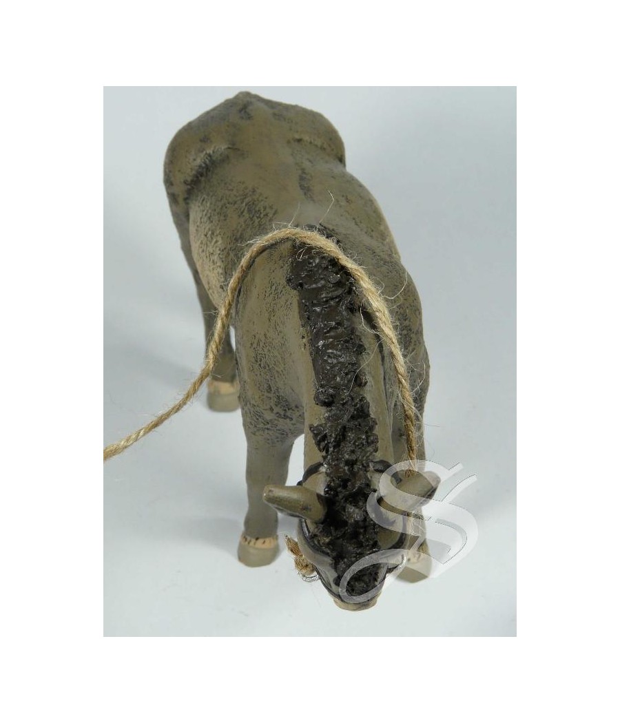 MULA EN PIE 17 CM. BARRO