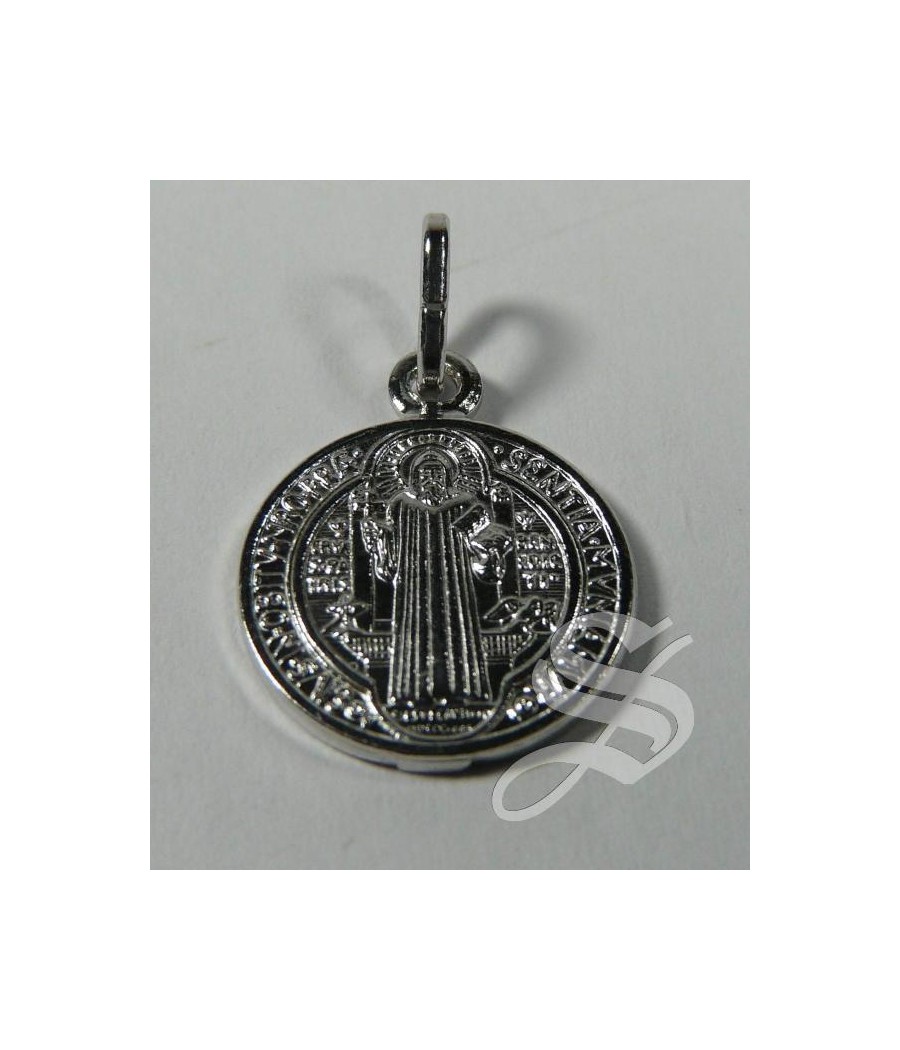 MEDALLA SAN BENITO PLATA 15 MM.