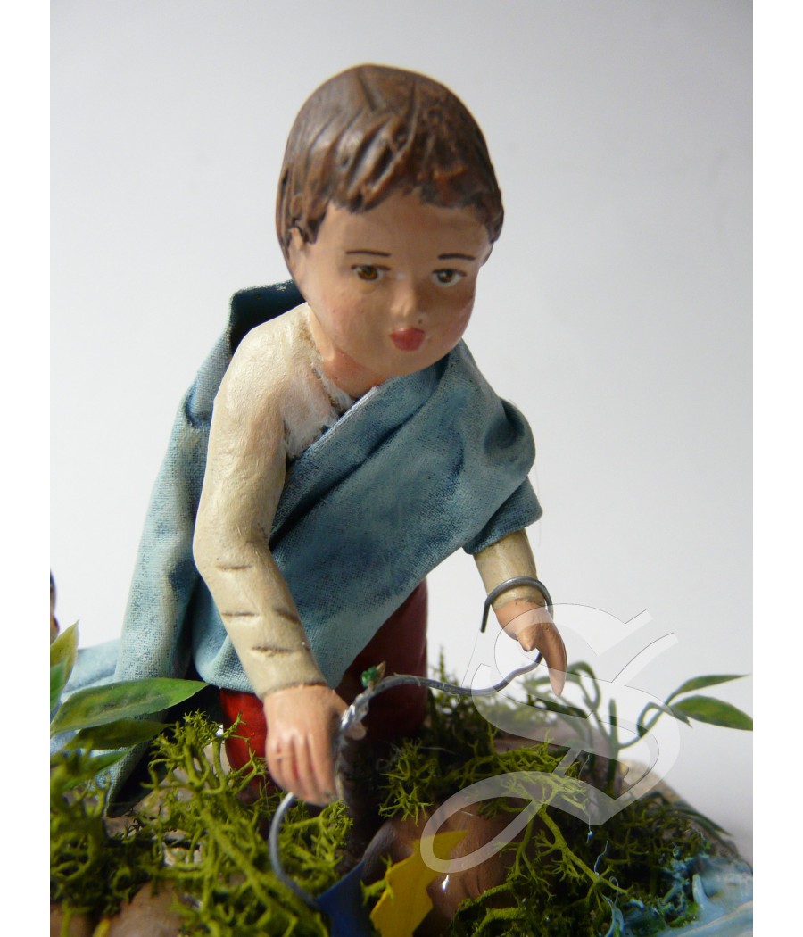 NIÑO CON PERRO. 14 CM
