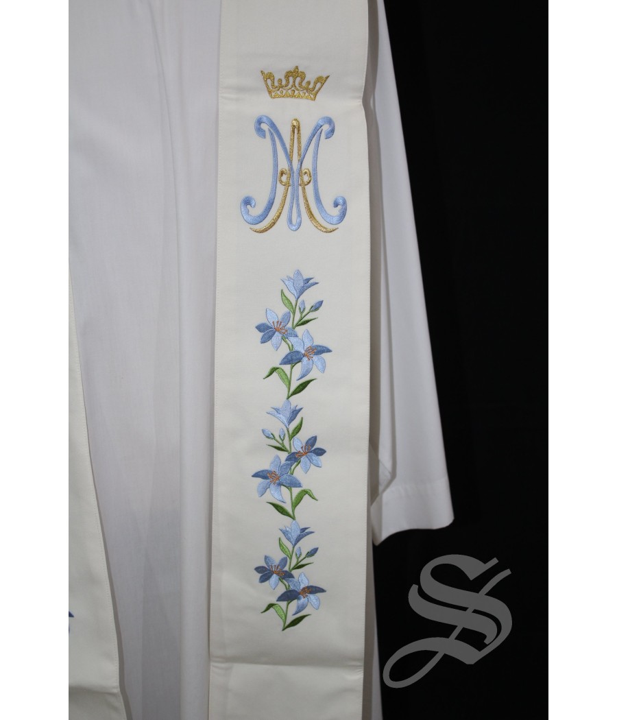 ESTOLA 714 BLANCA MARIANA CON AZUCENAS