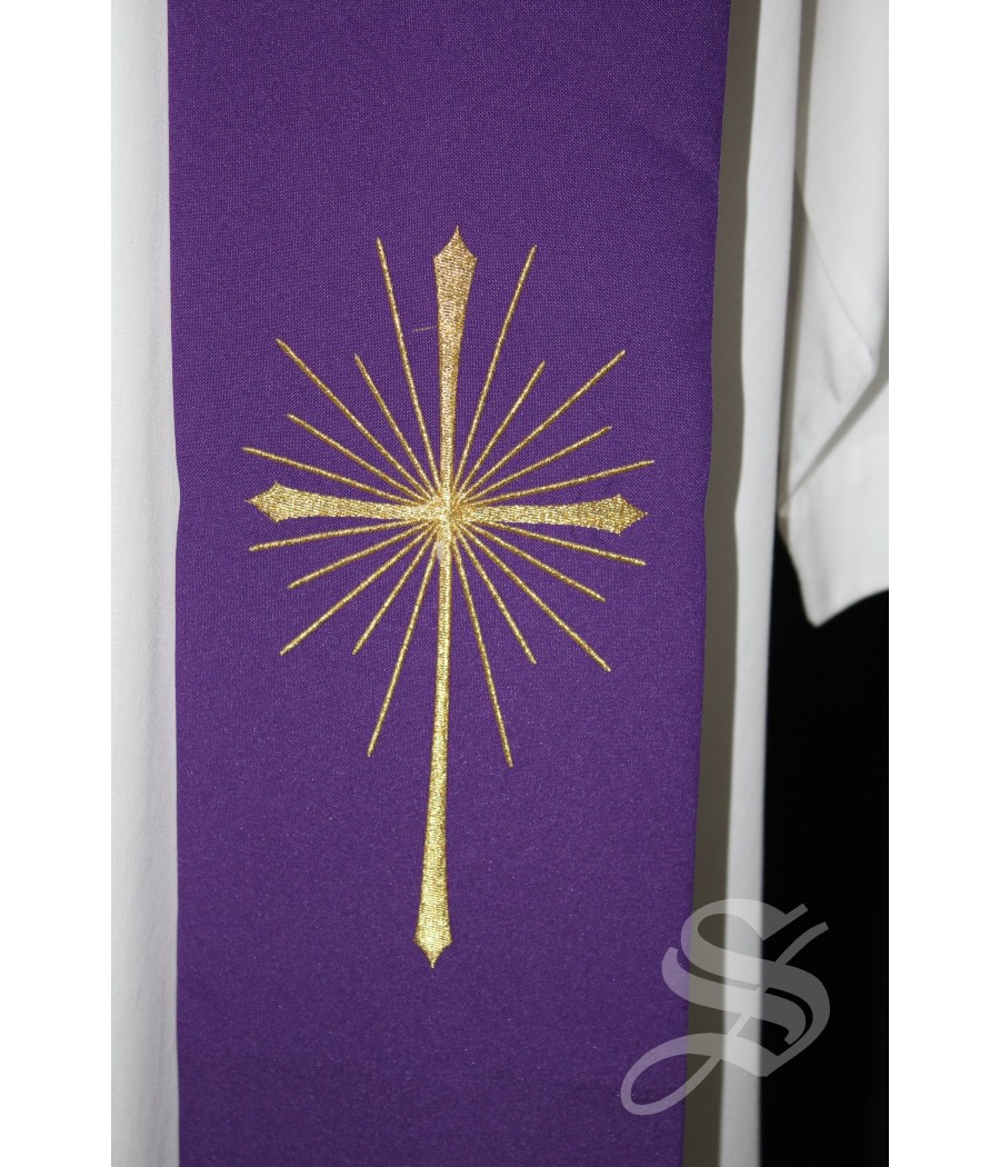ESTOLA 824 MORADA CRUZ RAYOS DORADA