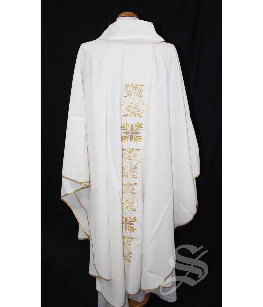 CASULLA 709 BLANCA HOJAS DORADAS