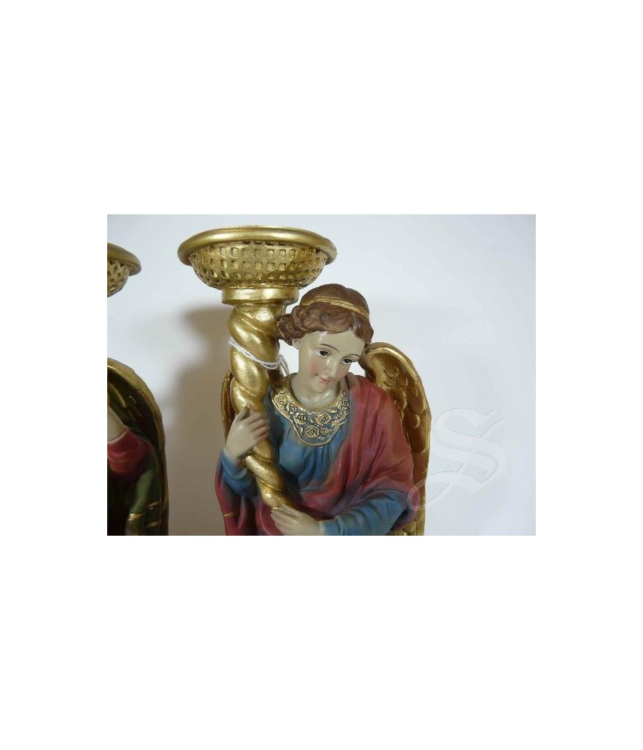 CANDELABRO ANGEL DE RODILLAS COLOR 19 CM.