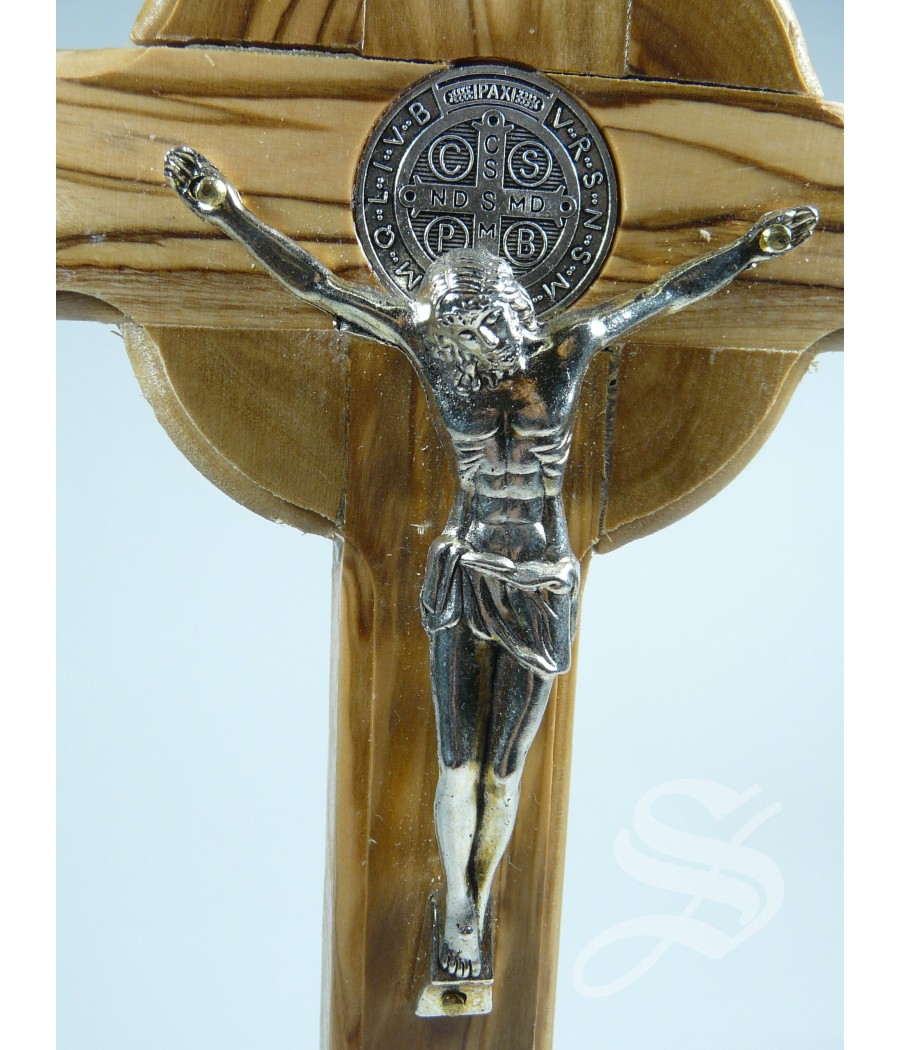 CRUZ SAN BENITO CON BASE 23 ,5 X 12 CM. OLIVO JERUSALEN