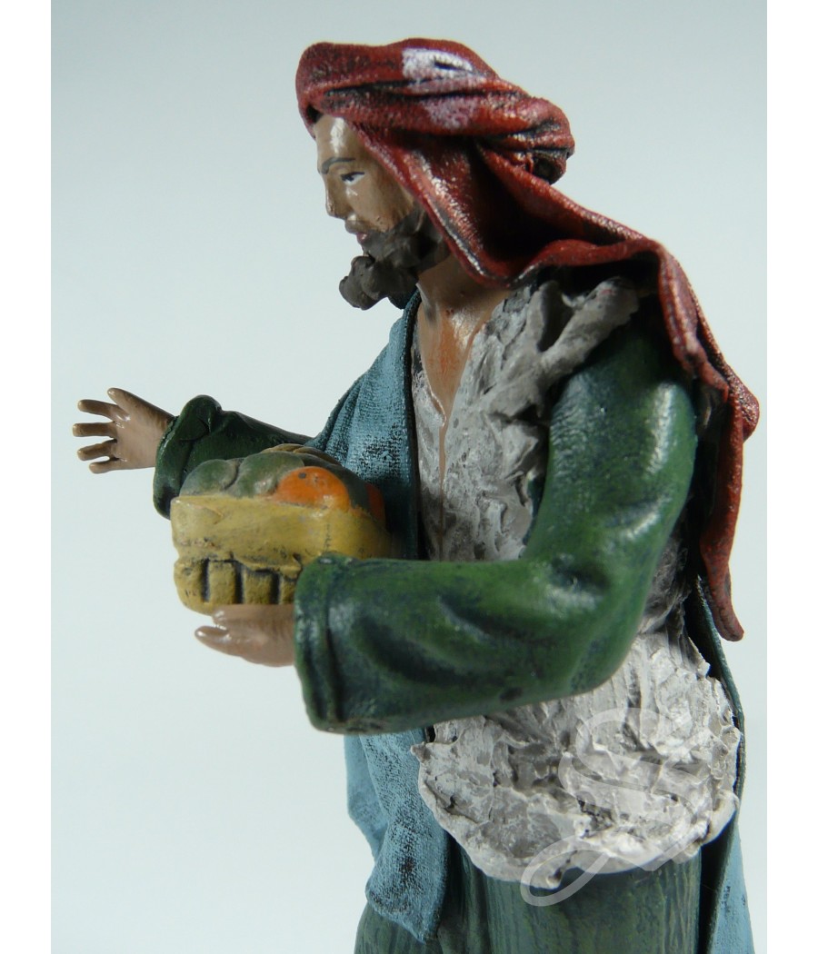 PASTOR 12 CM. CON CESTO FRUTA EN LA MANO