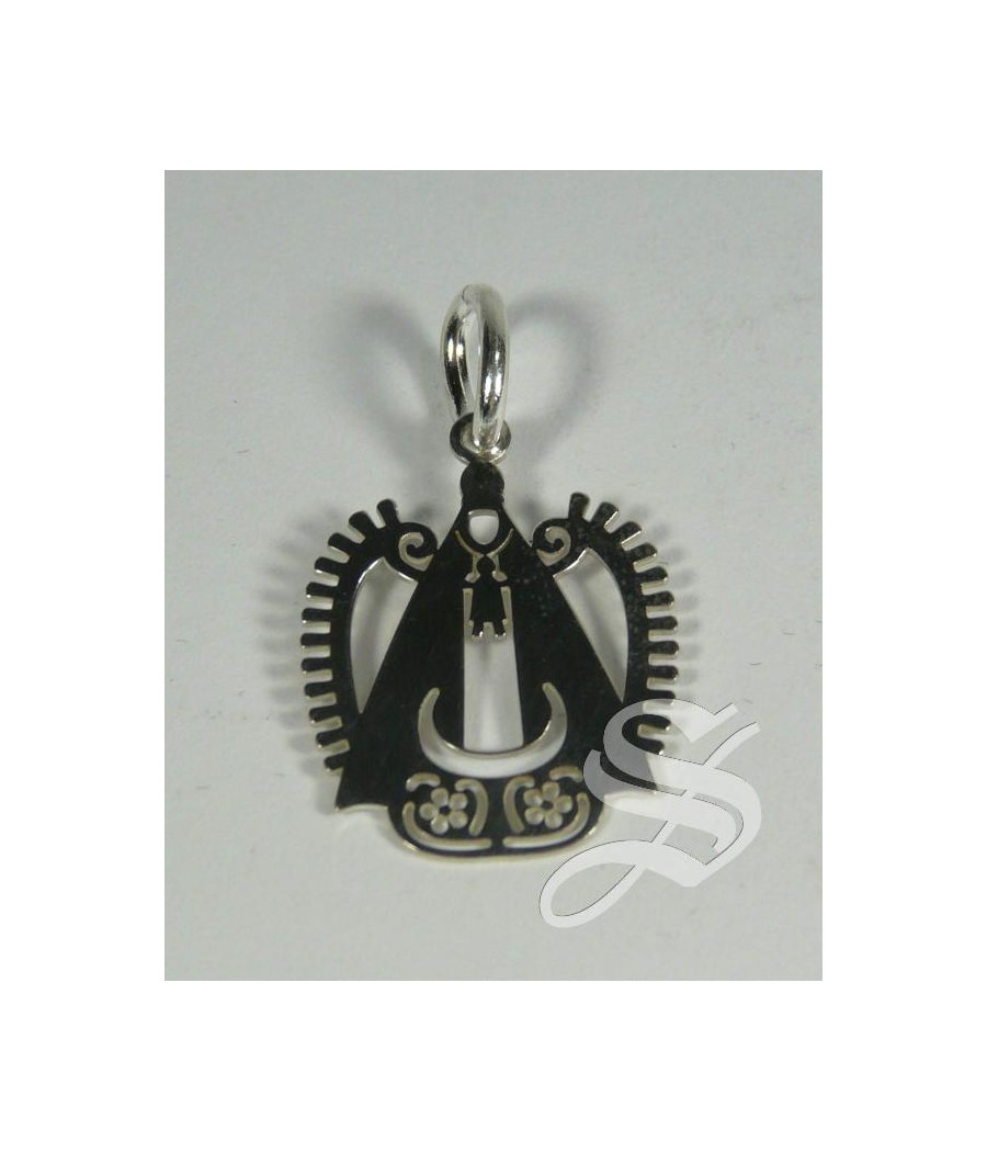 MEDALLA 22 MM SILUETA PLANA VIRGEN DEL PRADO PLATA 22 X 17 MM