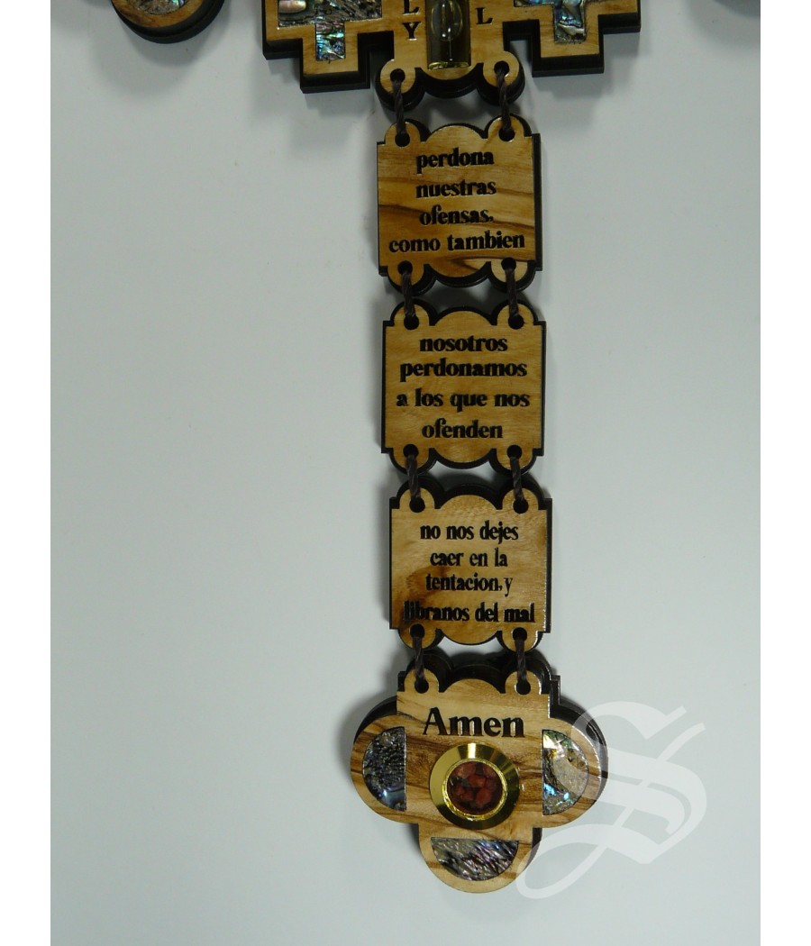 CRUZ MADERA CON NACAR PADRE NUESTRO 37 X 19 CM. OLIVO JERUSALEN