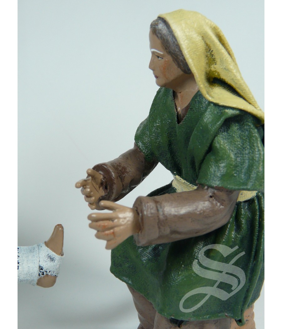 GRUPO ANCIANA CURANDO PASTOR 14 CM.