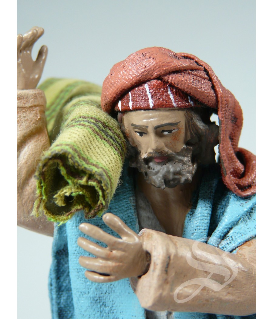 PASTOR CON ROLLO TELA SOBRE HOMBRO 12 CM.