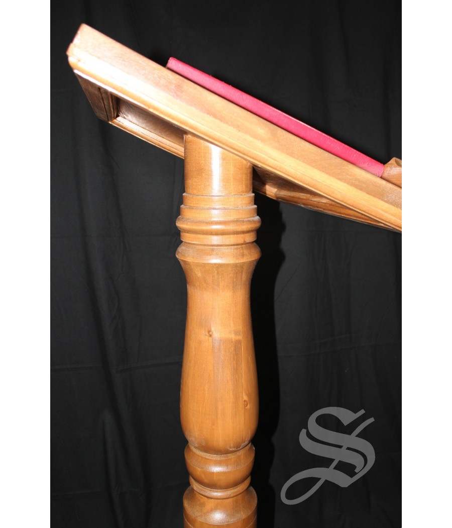 ATRIL DE PIE MADERA 52 X 43 CM. 110 CM. DE ALTO