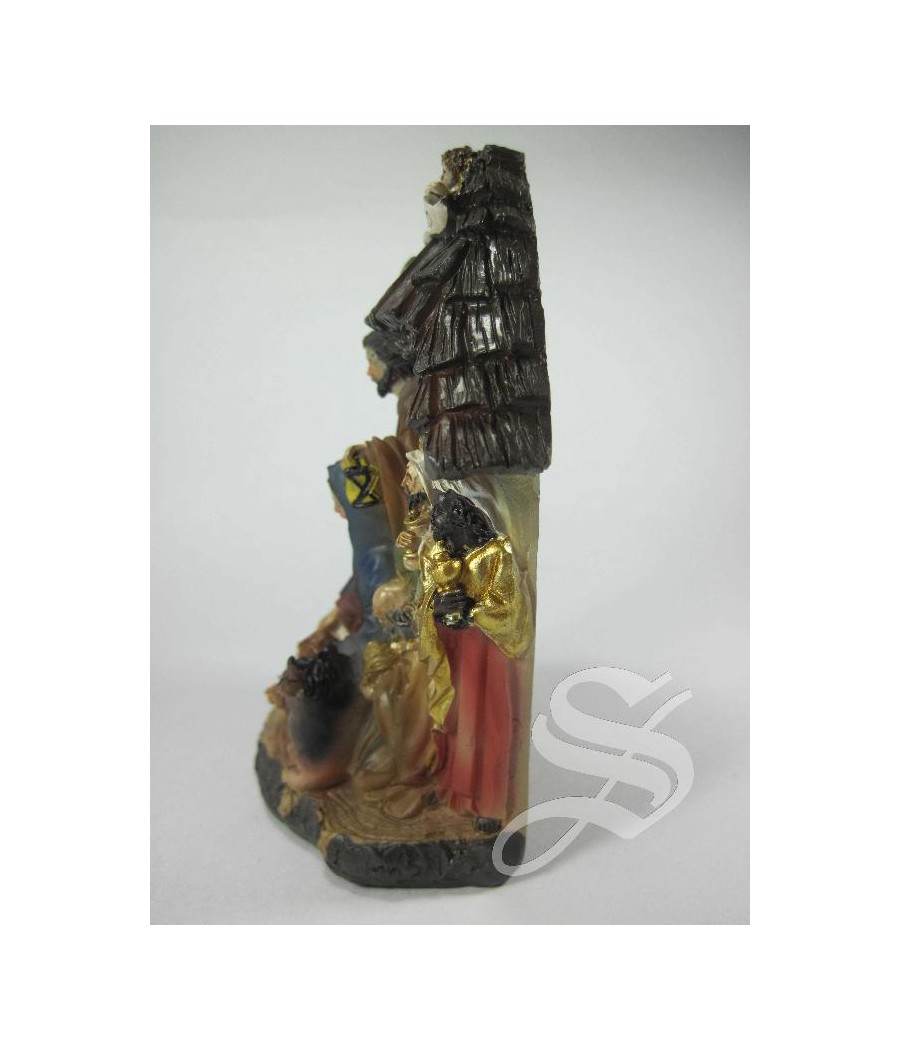 NACIMIENTO PINTADO A MANO RESINA 11 CM