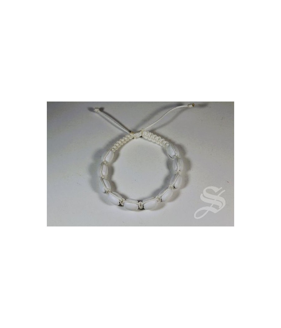 BRAZALETE ROSARIO CUERDA MADERA BLANCA  11*9  MM.