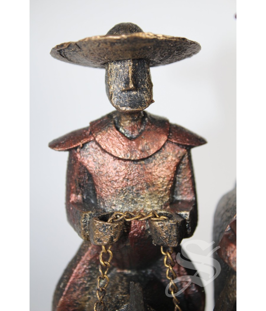 FIGURA QUIJOTE Y SANCHO RESINA 23 * 20.5 * 15