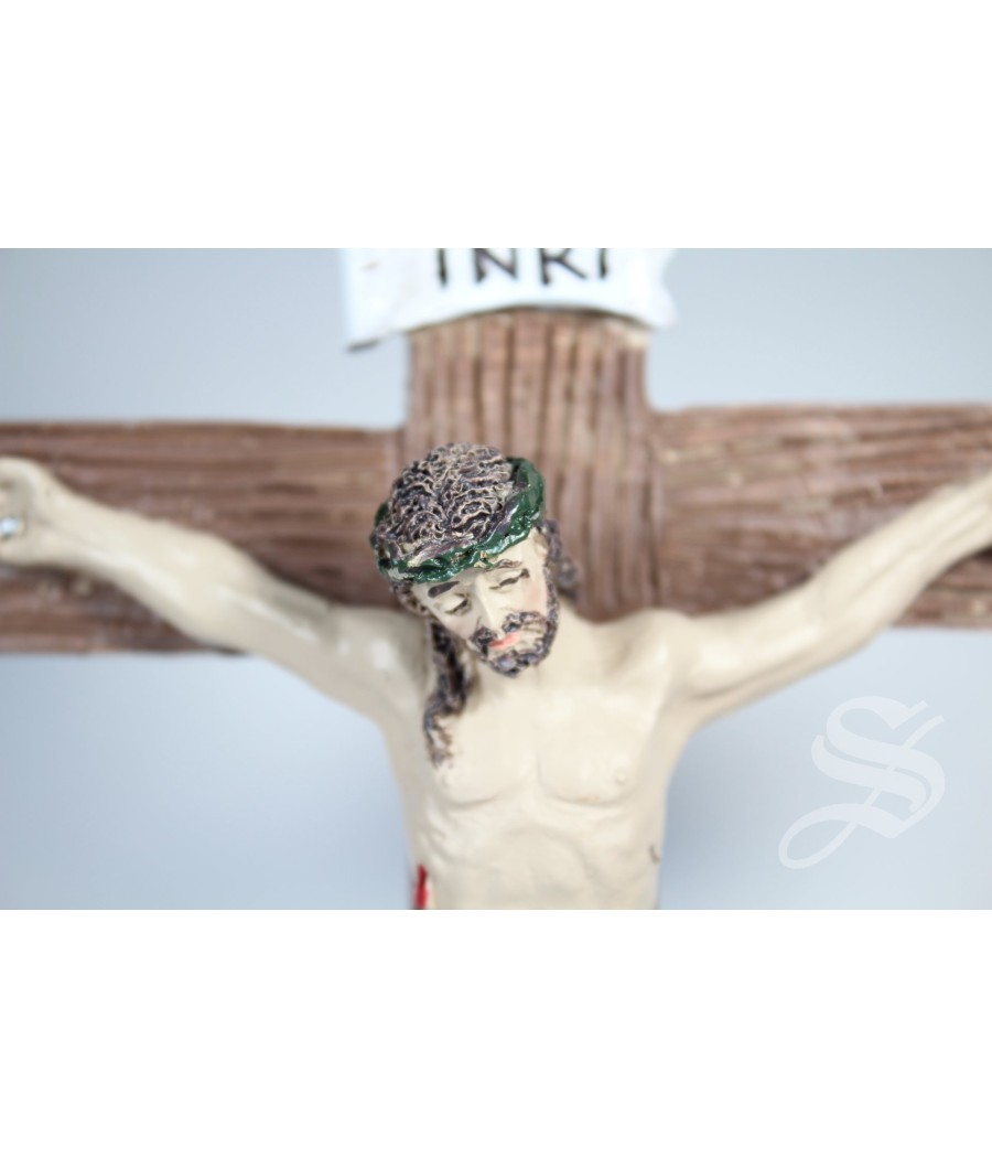 JESUS CRUCIFICADO CON CALVARIO DE ROSAS 19,7 CM.