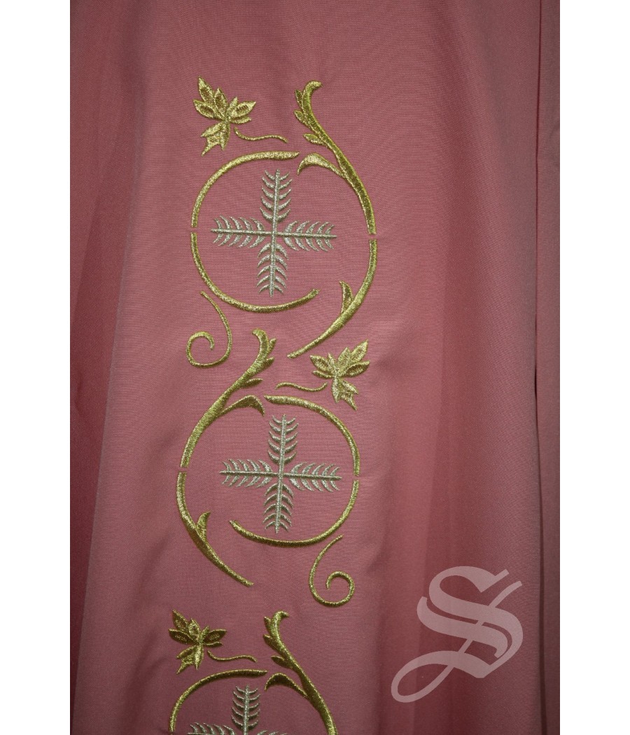 CASULLA 716 ROSA HOJAS DORADAS BORDADO ESPECIAL