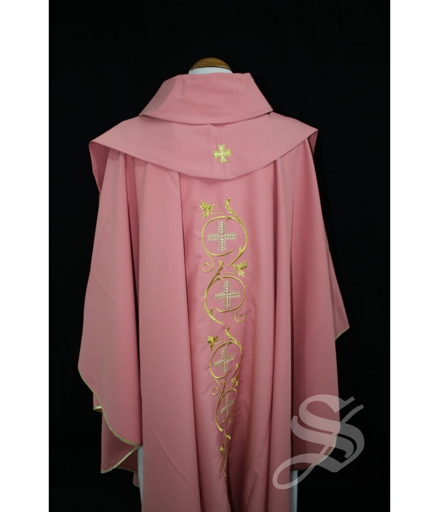 CASULLA 716 ROSA HOJAS DORADAS BORDADO ESPECIAL