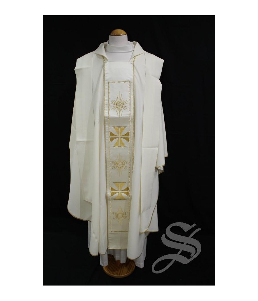 CASULLA 713 BLANCO CON ESTOLON BORDADO CRUZ CON MARCO DORADO ONDAS ESPECIAL