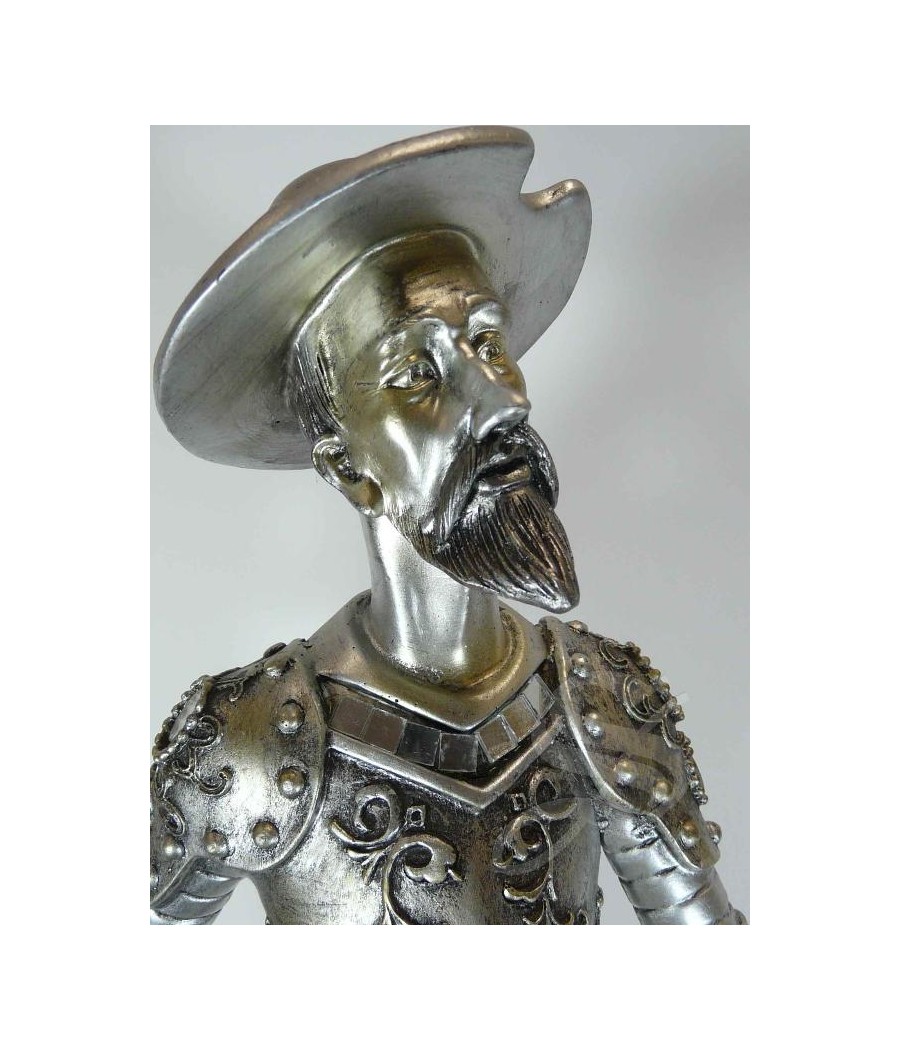 QUIJOTE RESINA 55 CM.LANZA PLATEADO