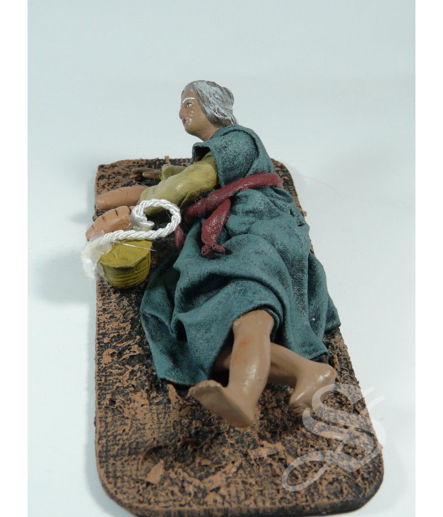 ANCIANA CAIDA CON CESTO 12 CM.