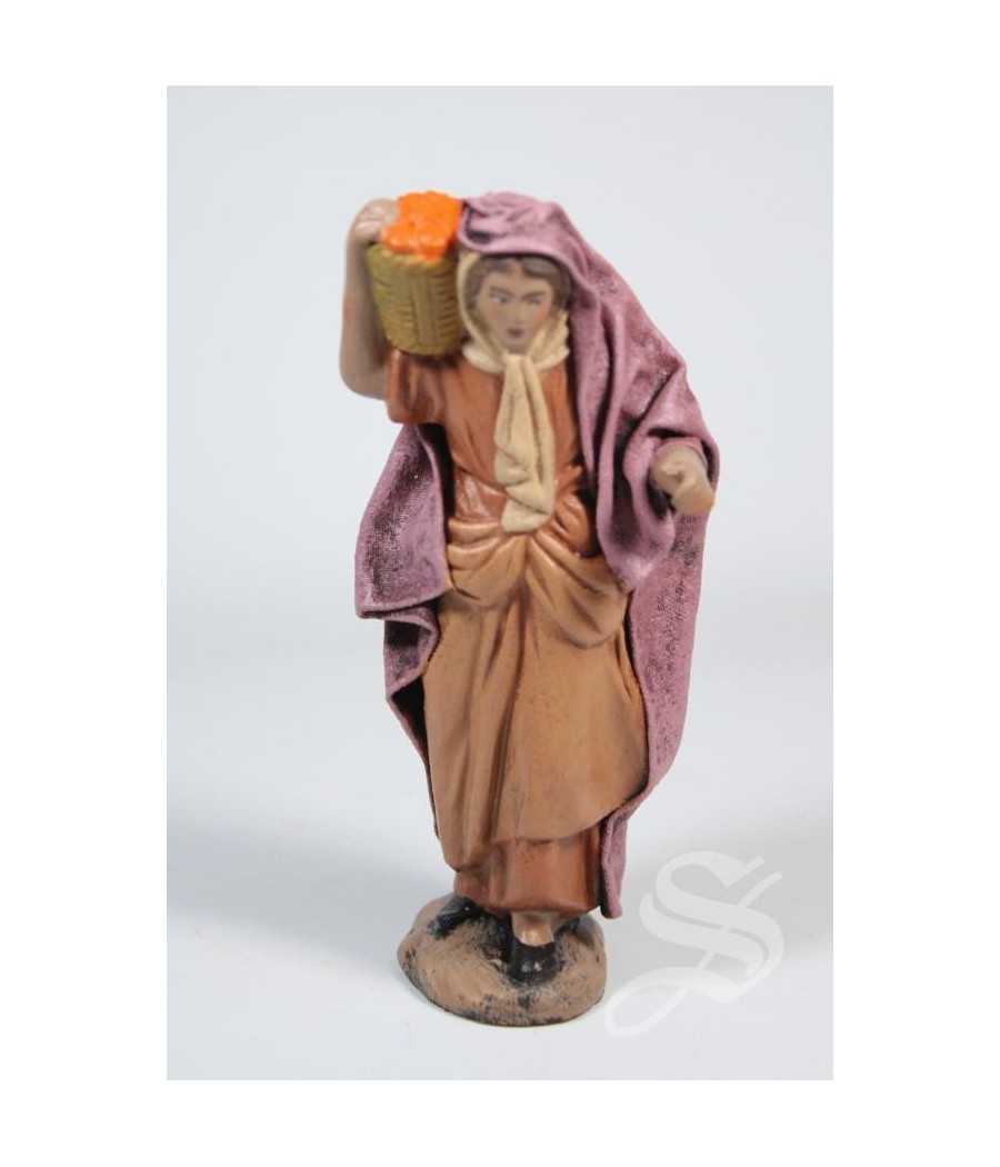 PASTORA CON CESTO SOBRE HOMBRO 10 CM. BARRO