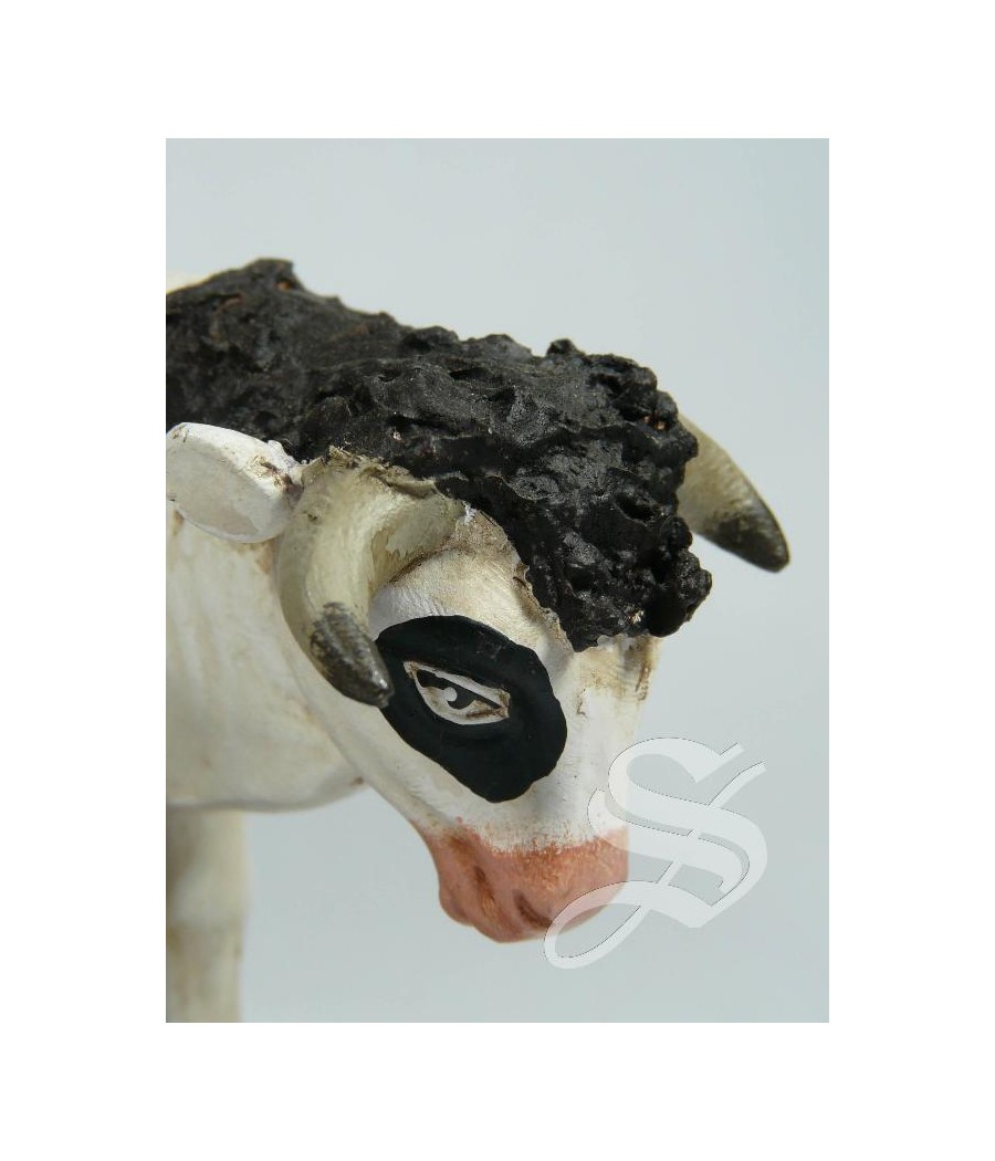 PASTORA ORDEÑANDO VACA 14 CM. BARRO LIEN